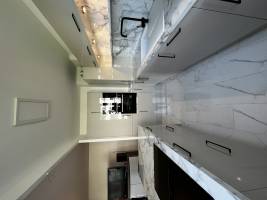 Colyne JANEIRO DE BRITO - LYNNEDESIGN